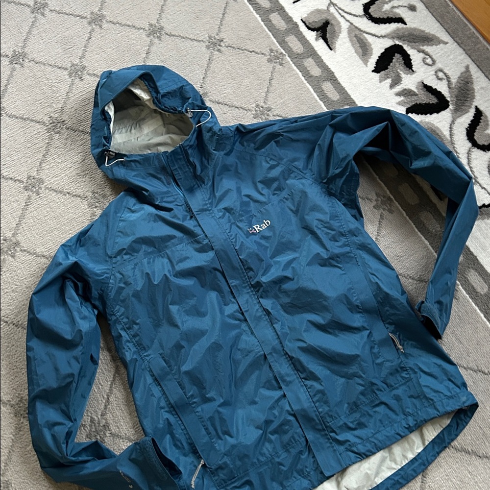 Rab Men's Blue Downpour Eco Waterproof Hooded Raincoat
